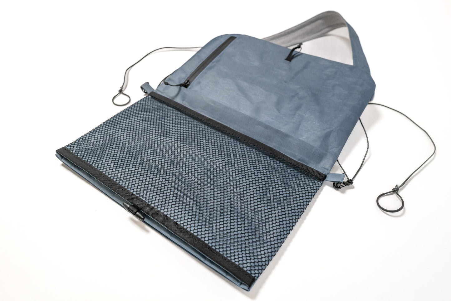 Hikerのためのギミック満載【U.L. FUN Sacoche】