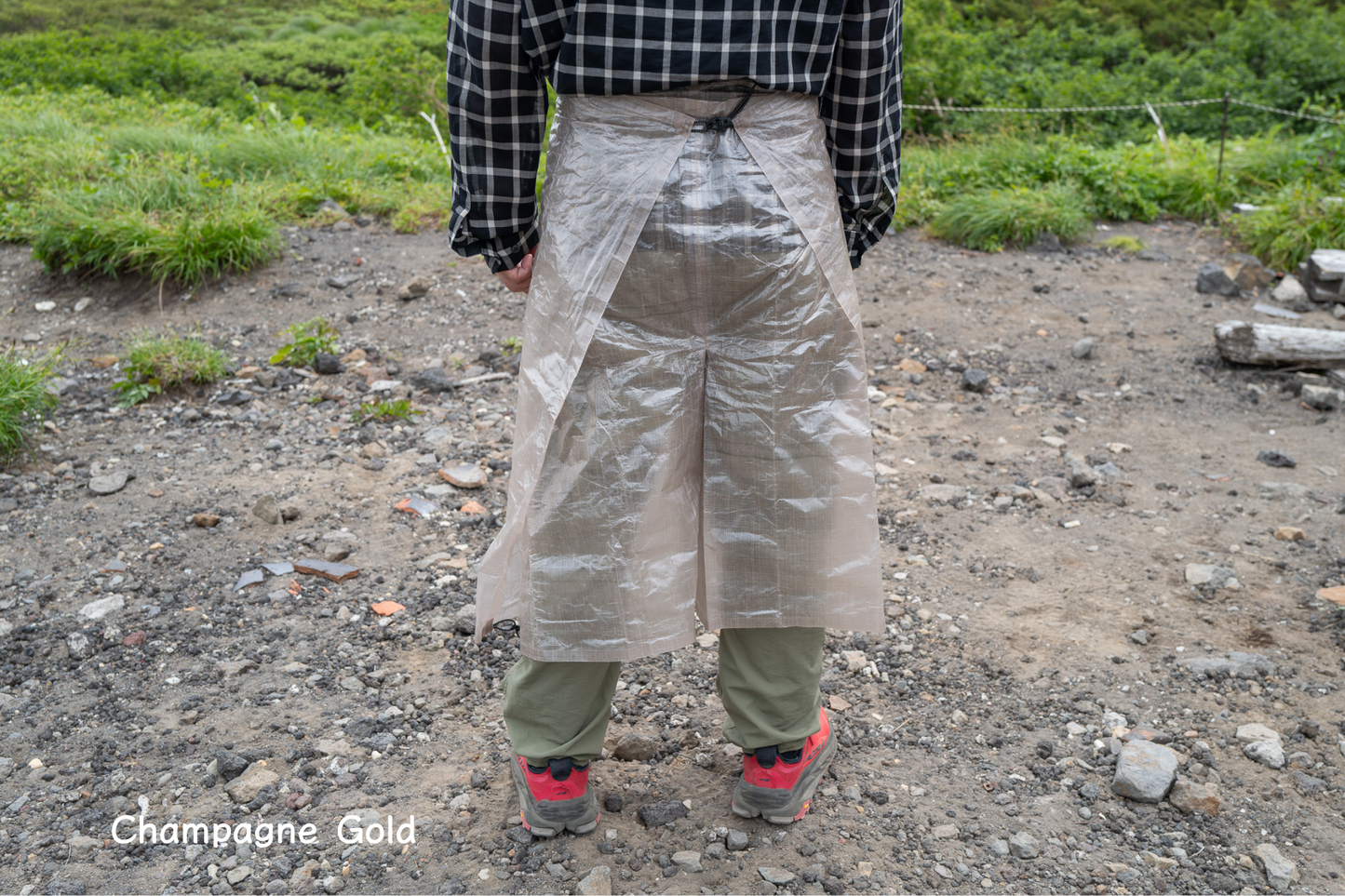 レインパンツでもレインスカートでもない、気軽に履ける超軽量【U.L. FUN Culotte】