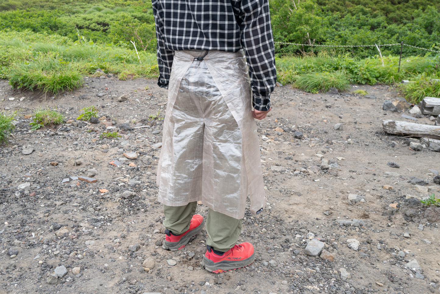 レインパンツでもレインスカートでもない、気軽に履ける超軽量【U.L. FUN Culotte]