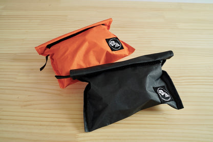 楽に持ち運べるMicro Crampon Case